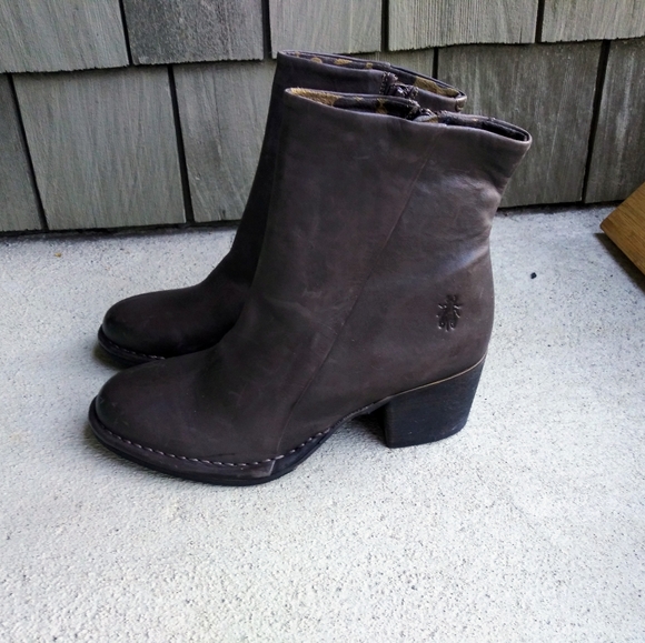 Fly London Ground Brown Lupe Leather Boots - Picture 4 of 9